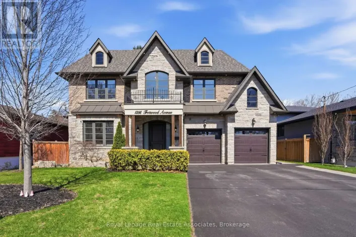 1395 TROTWOOD AVENUE, Mississauga