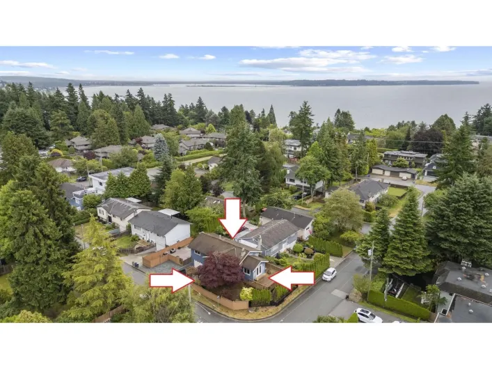 13950 BLACKBURN AVENUE, White Rock