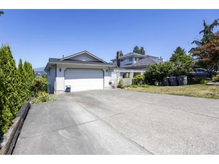 House for sale: 13957 115A AVENUE, Surrey