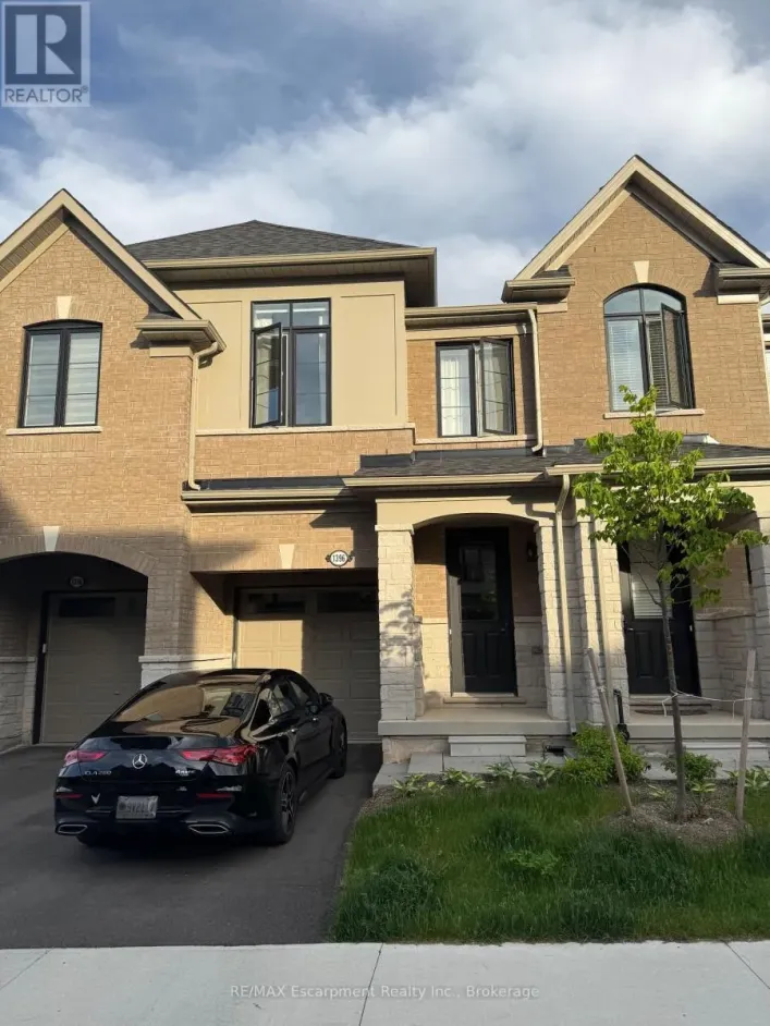 1396 NATIONAL COMMON, Burlington