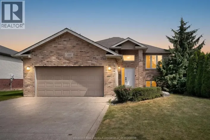 House for sale: 1397 Crosswinds DRIVE, Lakeshore