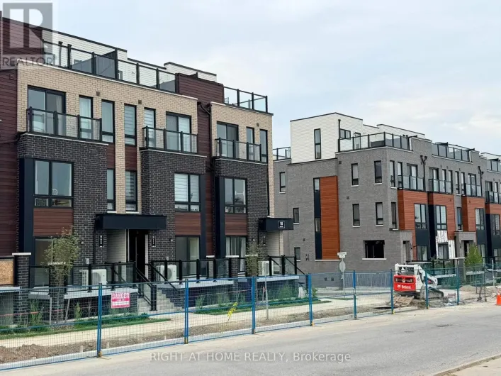 14 - 10 LIBEN WAY, Toronto
