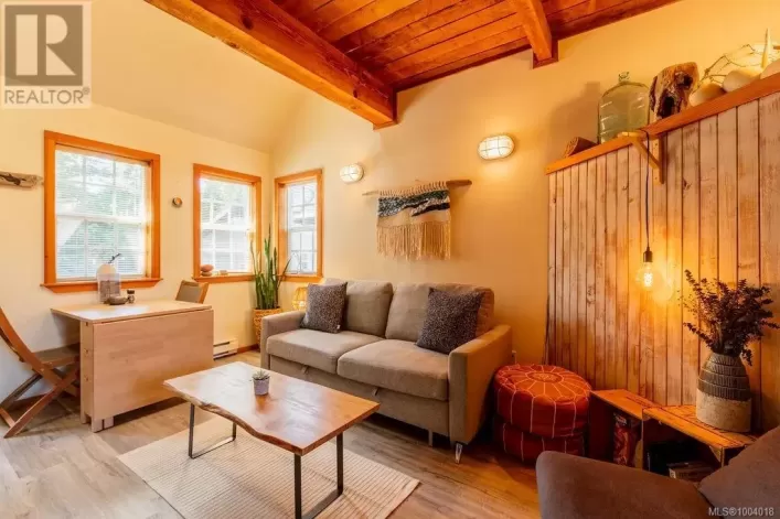 14 1002 Peninsula Rd, Ucluelet