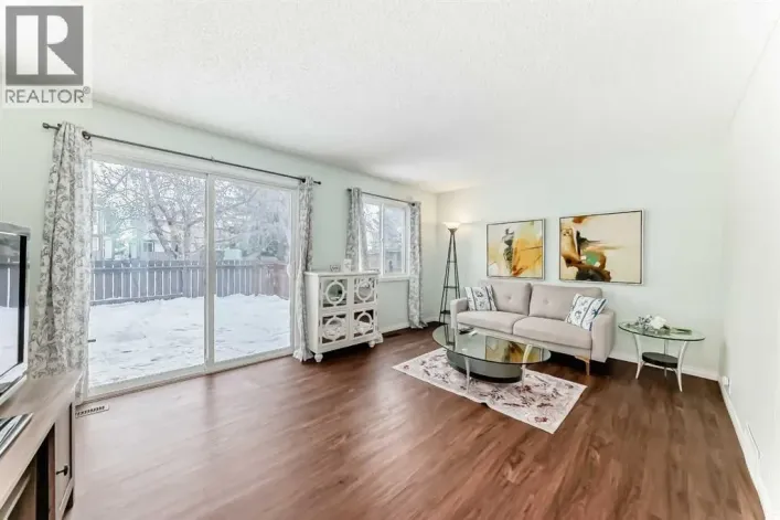 14, 115 Bergen Road NW, Calgary