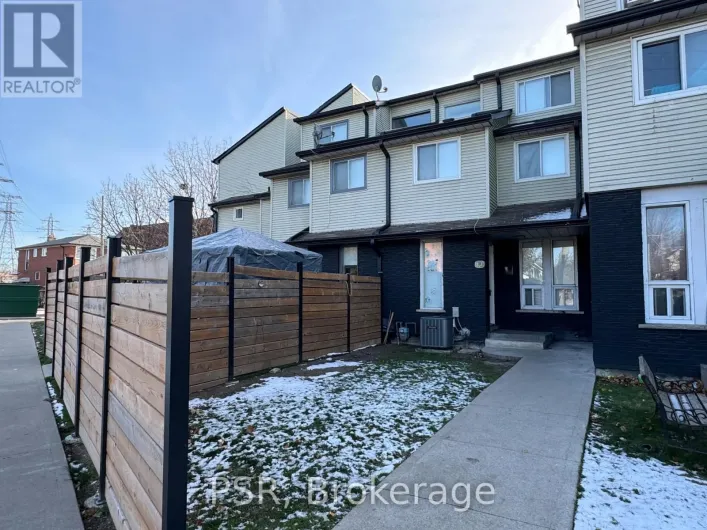 14 - 2 BLACKTHORN AVENUE, Toronto