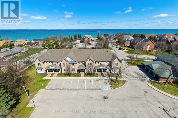 14 - 2 HARBOUR DRIVE, Hamilton