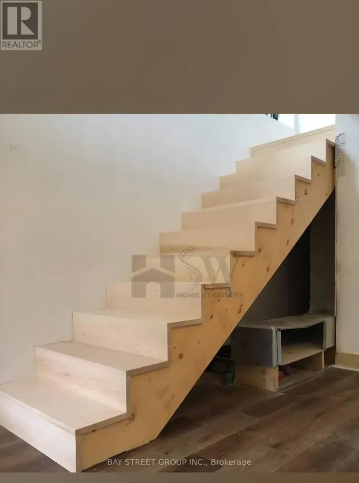 14 - 250 BAYLY STREET W, Ajax