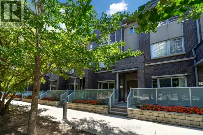 14 - 310 VILLAGE GREEN SQUARE, Toronto