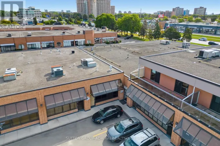 14 - 3300 STEELES AVENUE W, Vaughan