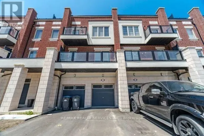 14 - 417 DOUGALL AVENUE, Caledon