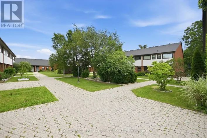 14 - 530 FALGARWOOD DRIVE, Oakville