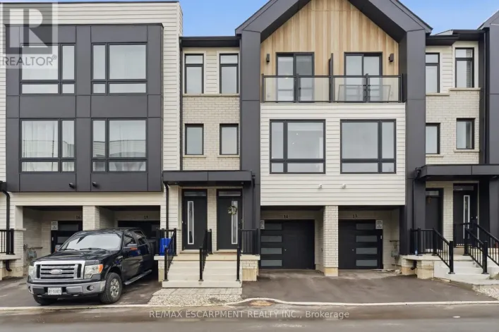 14 - 55 TOM BROWN DRIVE, Brant