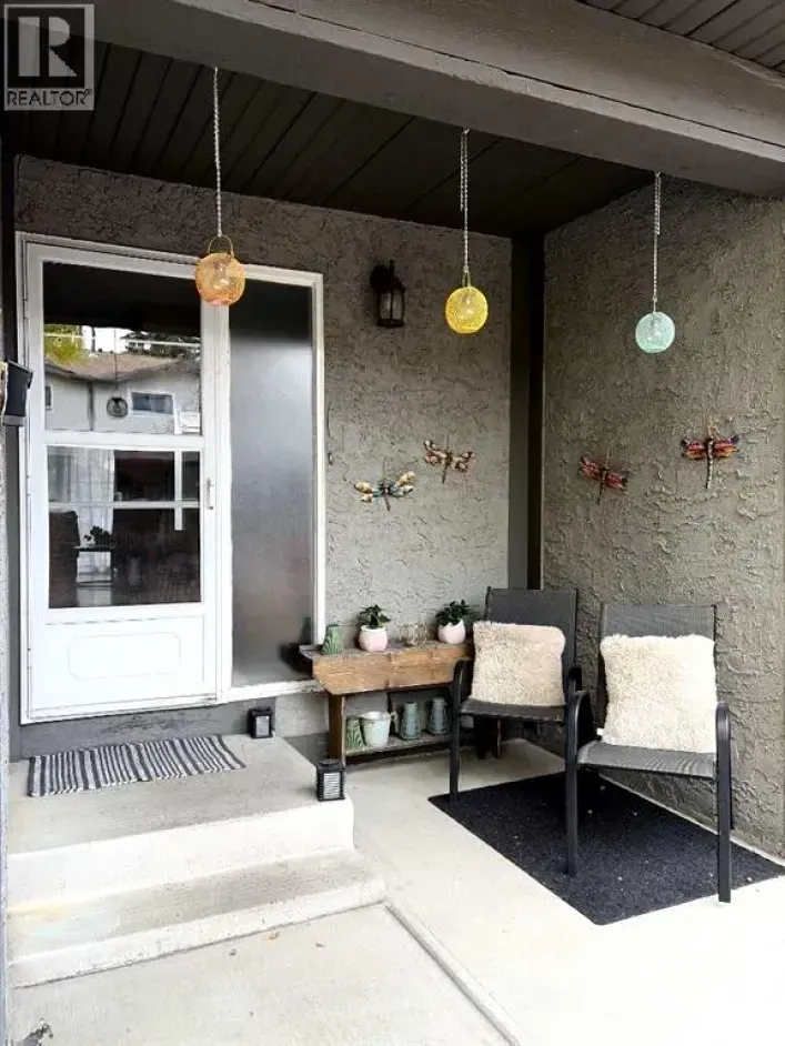 14, 7172 Coach Hill Road SW, Calgary