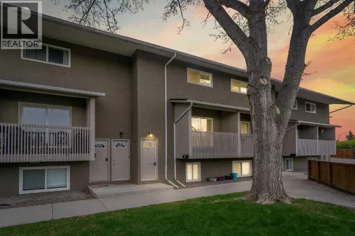 14, 8112 36 Avenue NW, Calgary