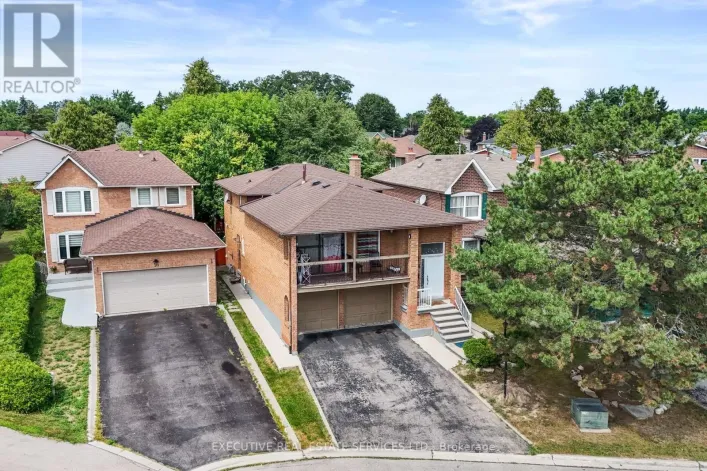 14 ALBEMARLE COURT, Brampton
