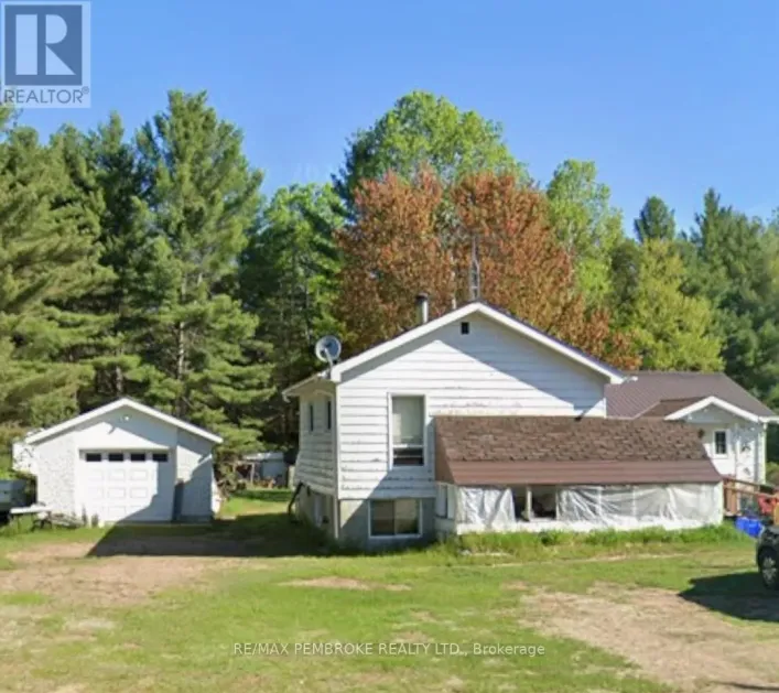 14 BEAR TRAIL ROAD, Killaloe, Hagarty and Richards