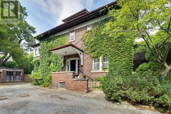 14 BRACONDALE HILL ROAD, Toronto