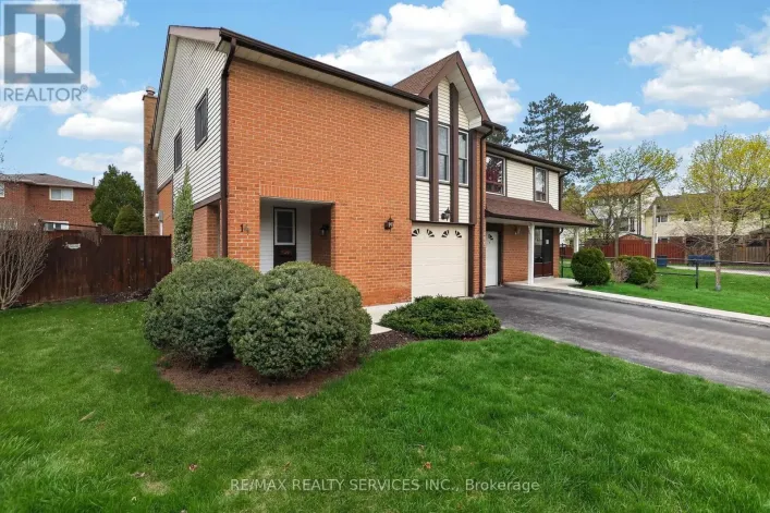 House for sale: 14 BRIGHTON PLACE, Brampton
