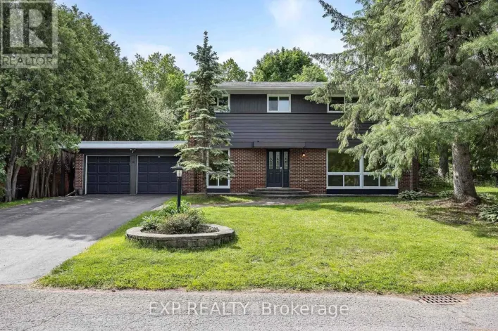 14 CARR CRESCENT, Ottawa