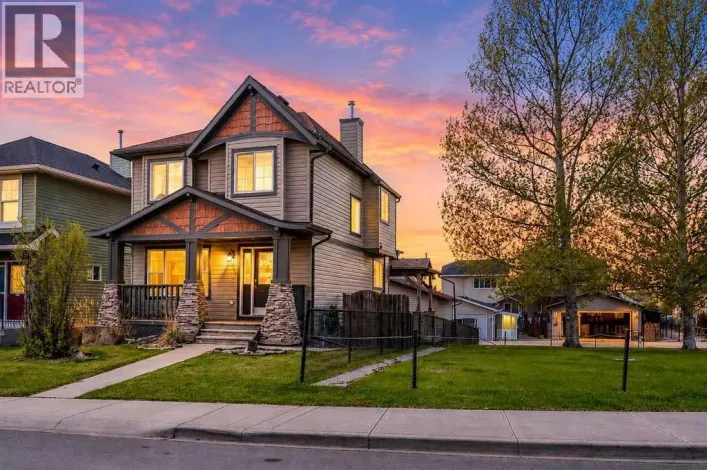 14 Crystal Shores Hill, Okotoks