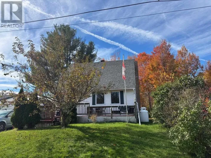 14 Cutler AVE, Spanish