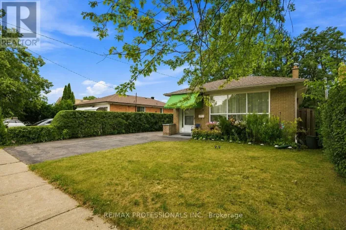 14 DASHWOOD CRESCENT, Toronto
