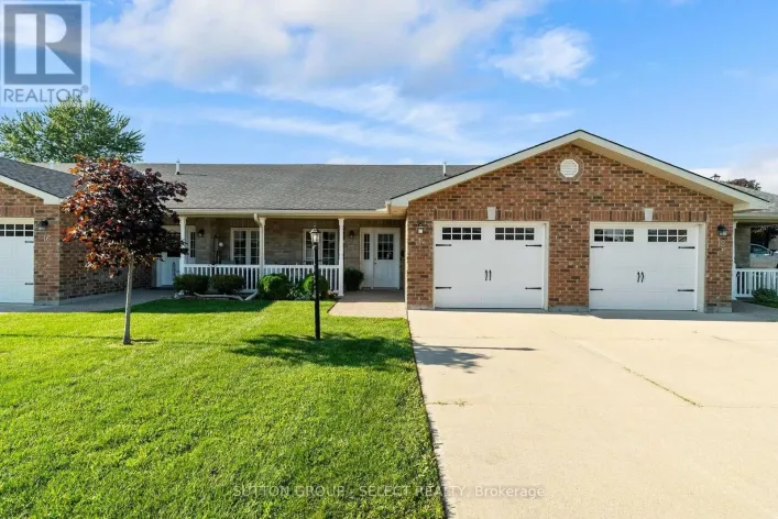 14 DEVON DRIVE, South Huron
