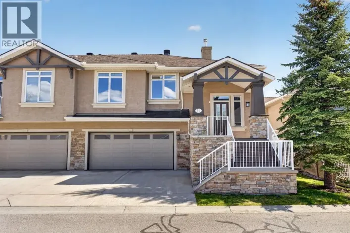 14 Discovery Woods Villas SW, Calgary