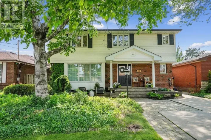 14 DUBARRY BOULEVARD, Hamilton