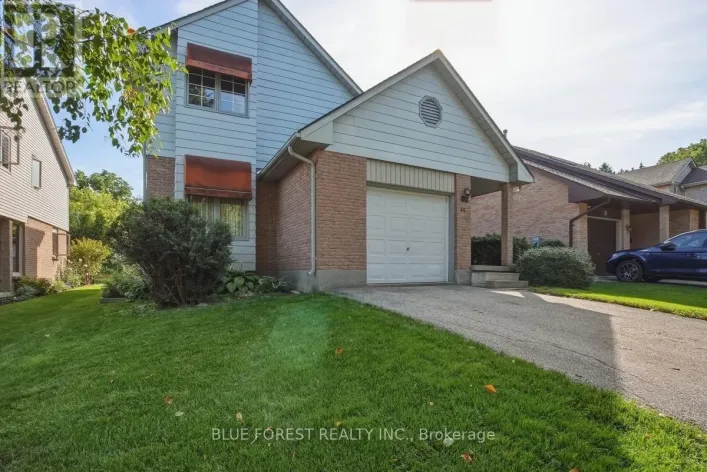 14 DUNDEE PLACE, London South