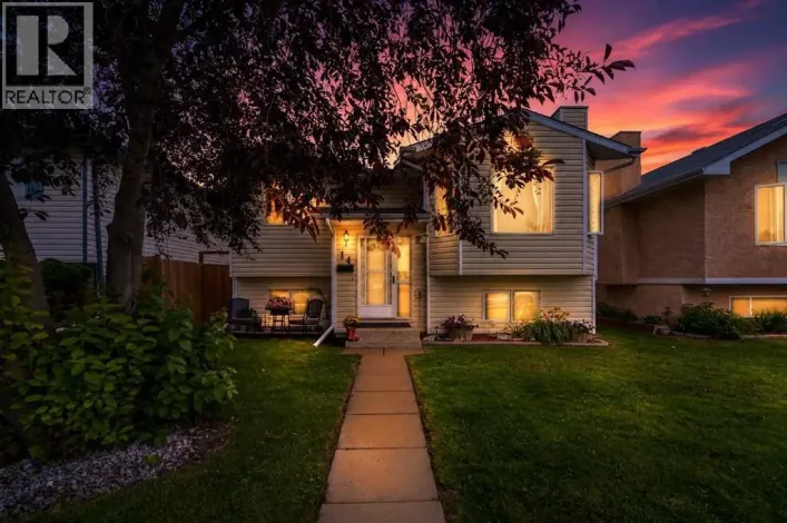 14 Eakins Crescent, Red Deer