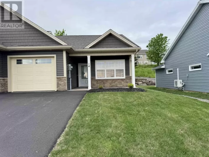 14 Goldenrod Court, Falmouth