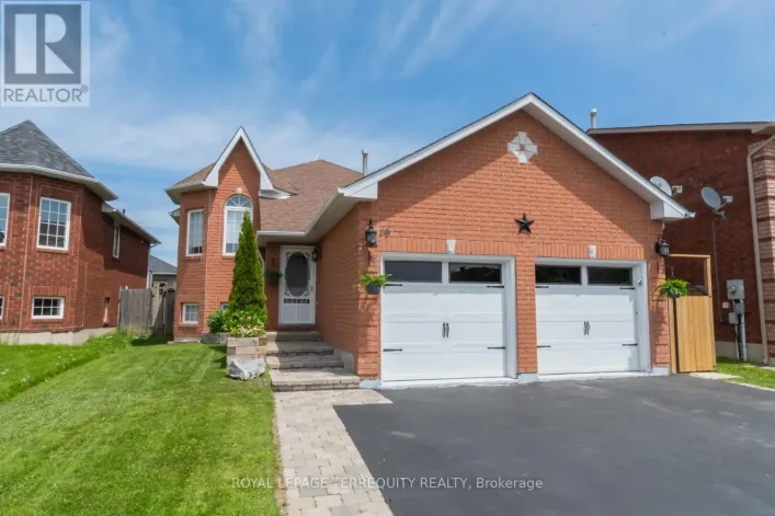 14 HEWITT PLACE, Barrie