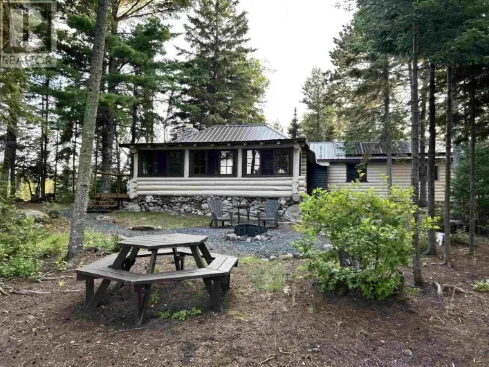 14 ISLAND CANYON LAKE, Kenora Remote Area