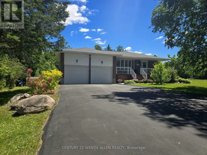 14 MANVERS DRIVE, Kawartha Lakes