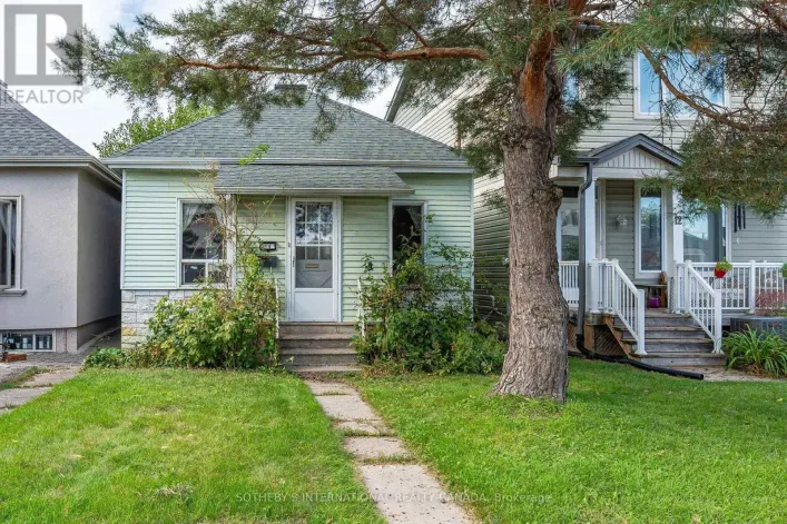 14 MARSHALL BOULEVARD, Toronto