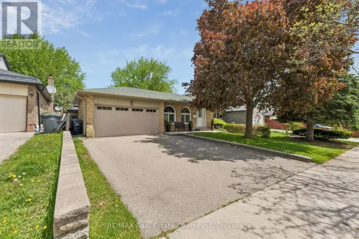 14 MASSEY STREET, Brampton