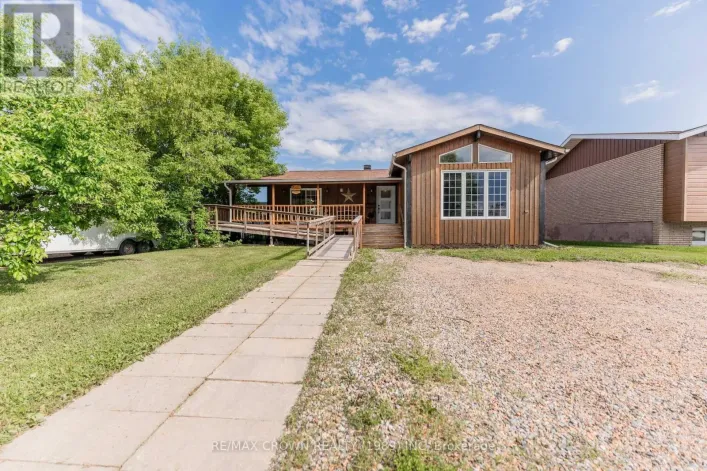 14 MIGNEAULT AVENUE, Kapuskasing