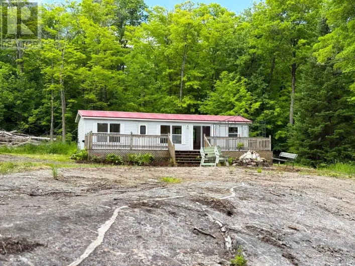 14 MOOSE LANE, Whitestone