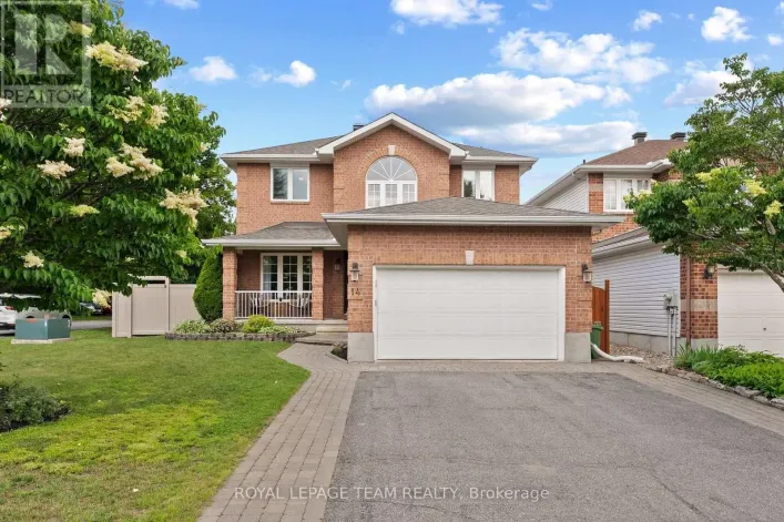 14 NEWCASTLE AVENUE, Ottawa