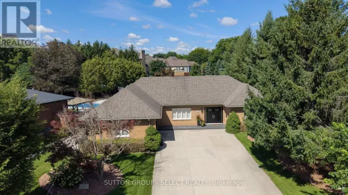 14 NORTHCREST DRIVE, London North