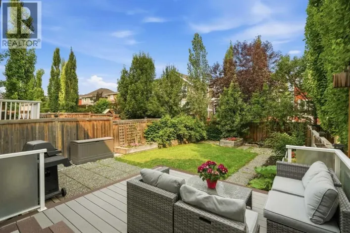 14 River Heights Crescent, Cochrane