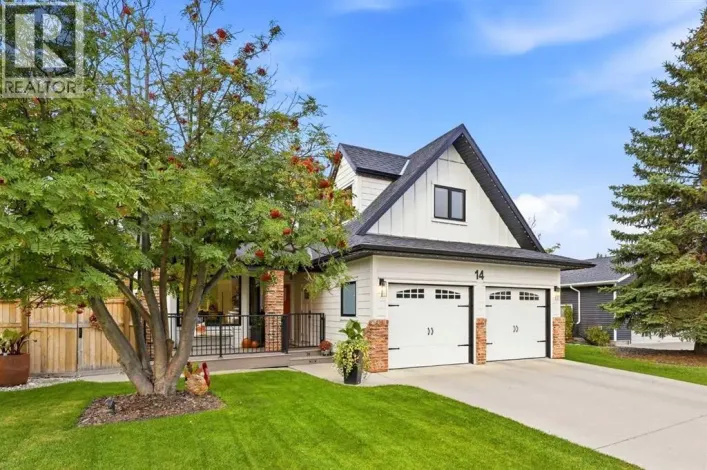 14 Riverside Place, Cochrane
