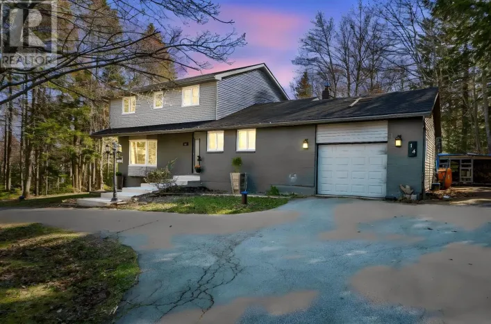 14 Sandstone Avenue, Fall River
