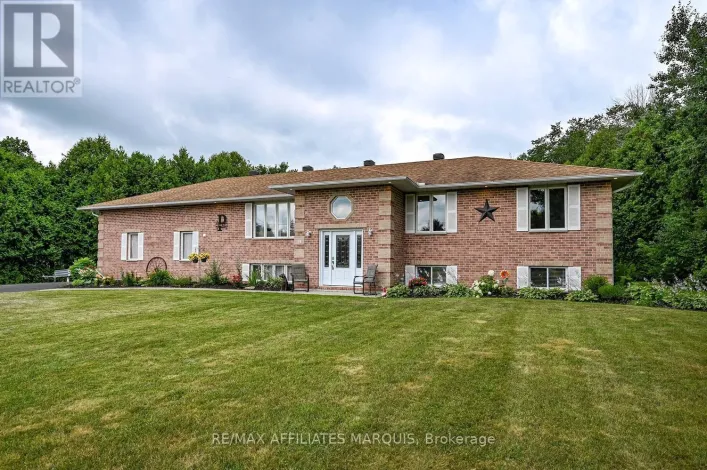 14 SOUTH POINT DRIVE, Rideau Lakes