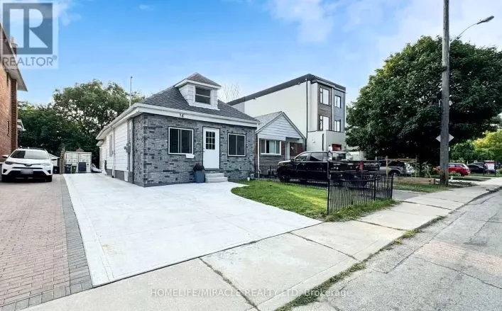 14 SPEARS STREET, Toronto