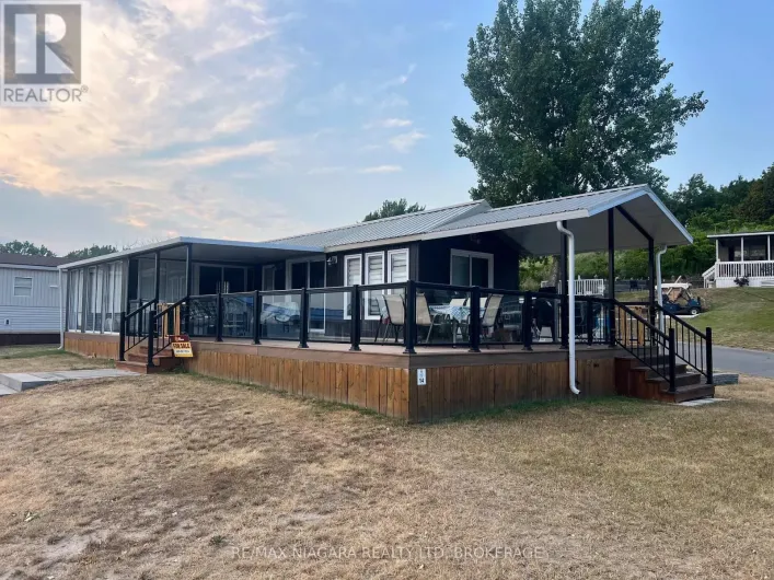 14 SUNSET, Port Colborne