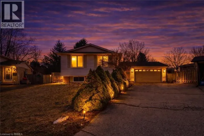 14 THISTLEDOWN Drive, Brantford