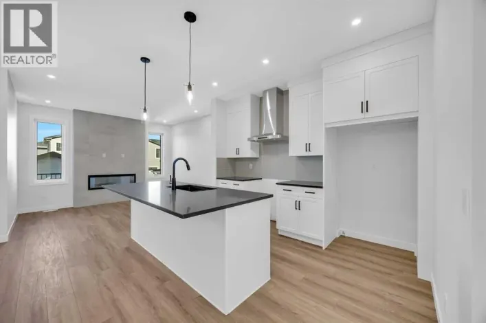 14 Versant Path SW, Calgary