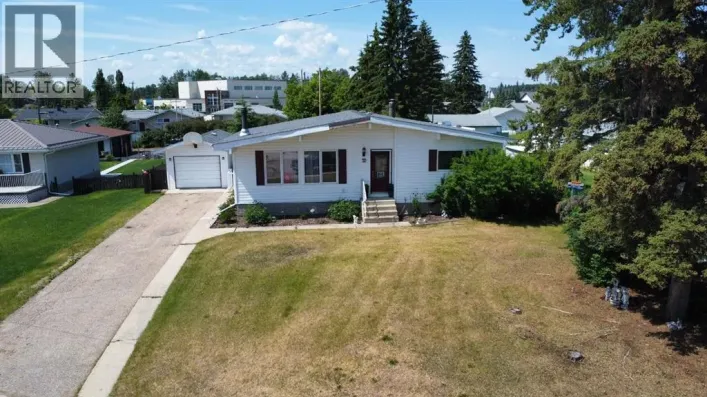 14 Virginia Avenue, Whitecourt